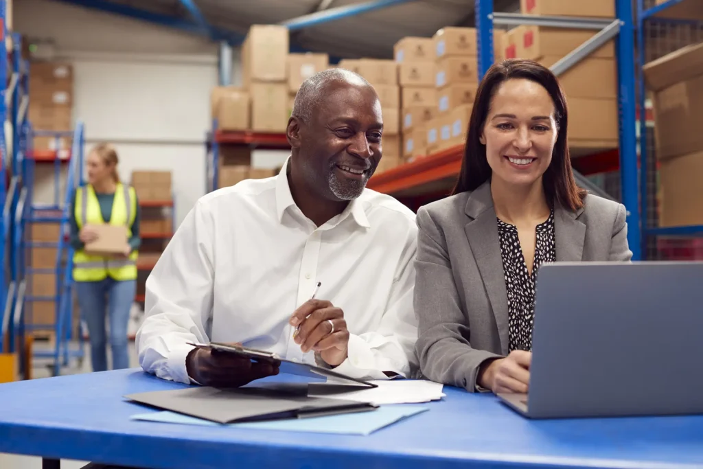 people-thinking-about-supply-chain-optimization