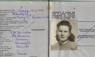 Jola's-Travel-Document-Social