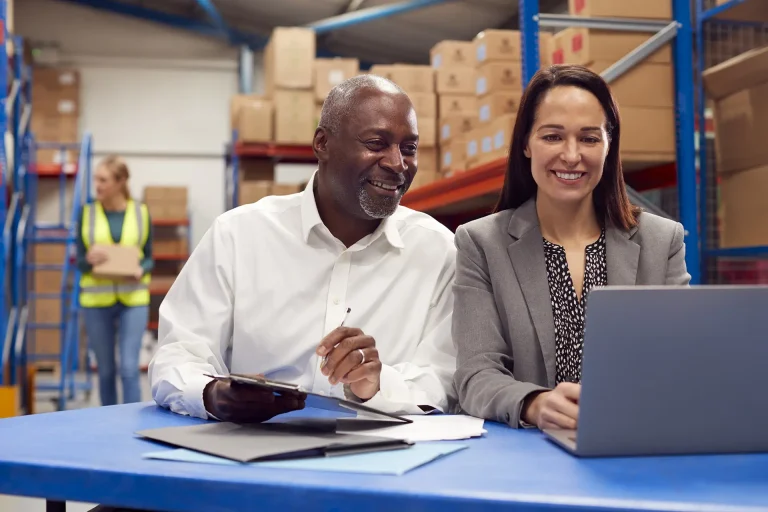 people-thinking-about-supply-chain-optimization